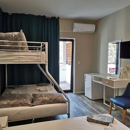 Guest house Admiral 3*