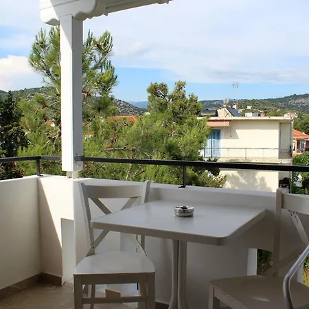 Guest house Admiral Potos