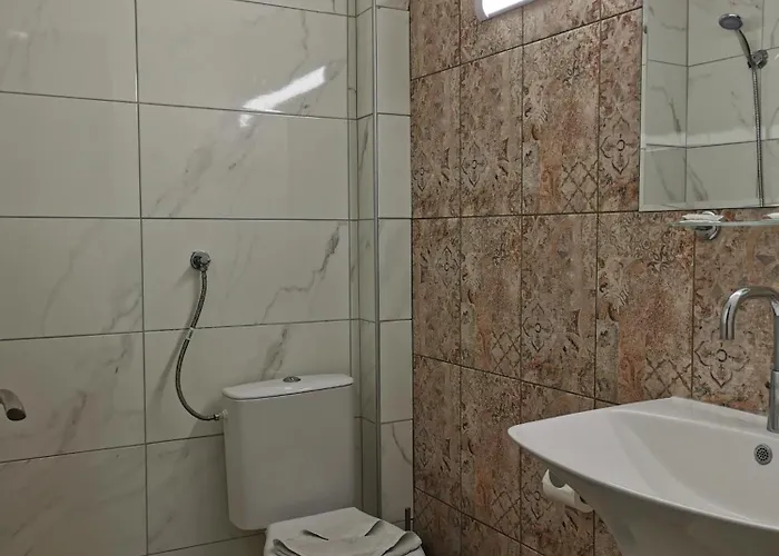 Admiral Penzion Potos