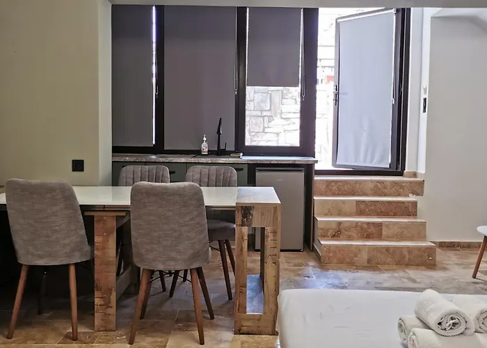 Penzion Admiral Potos